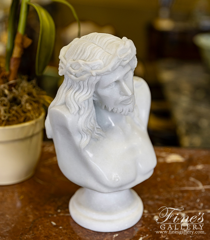 Marble Statues  - Jesus Christ In Pure White Marble - MBT-473